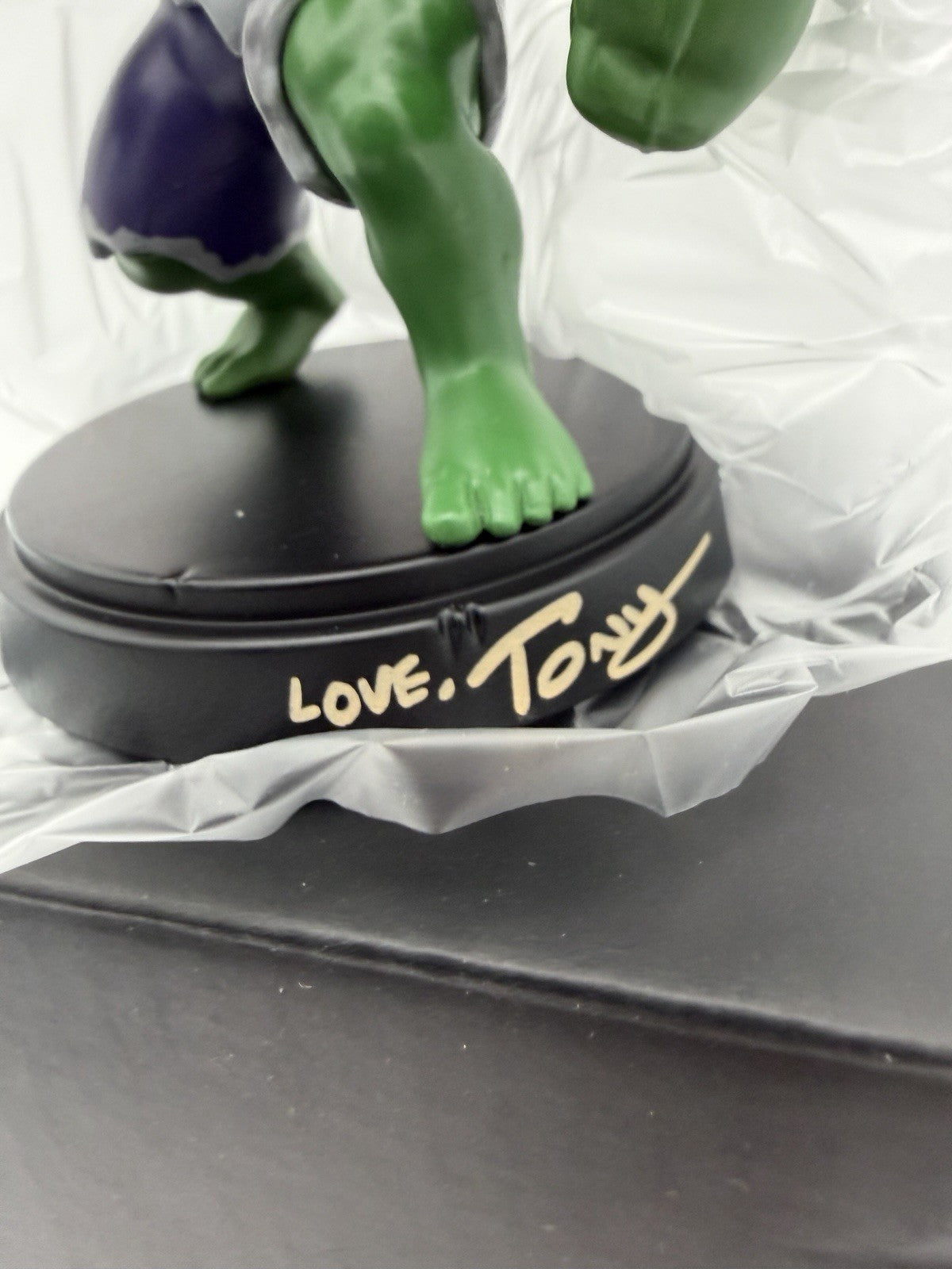 Marvel Avengers Earth's Mightiest Collectors Edition Hulk Bobblehead 6”figurine