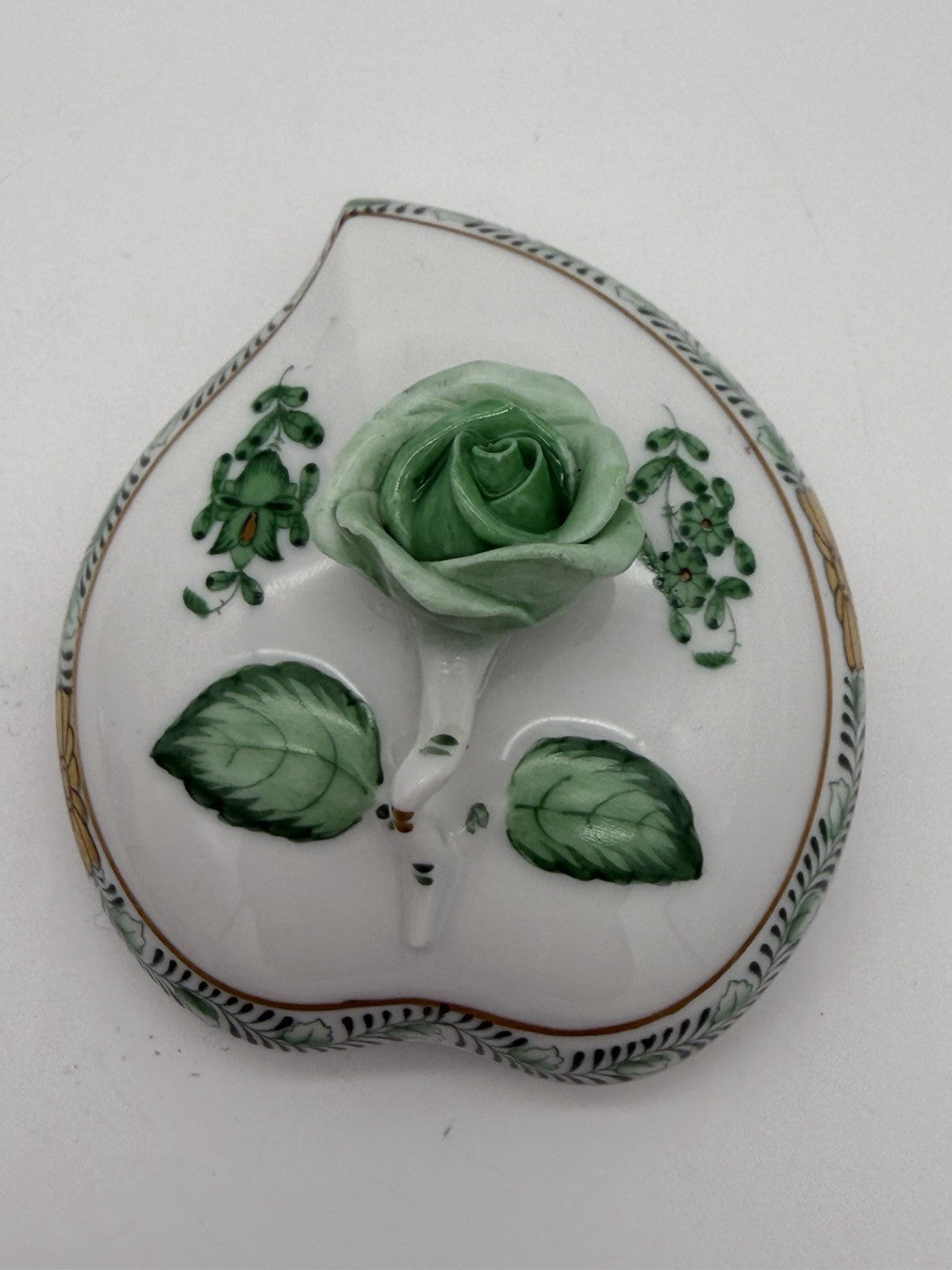 Herend Hungry Heart-shaped Trinket Box Green Rose On The Lid Porcelain (Lid Only
