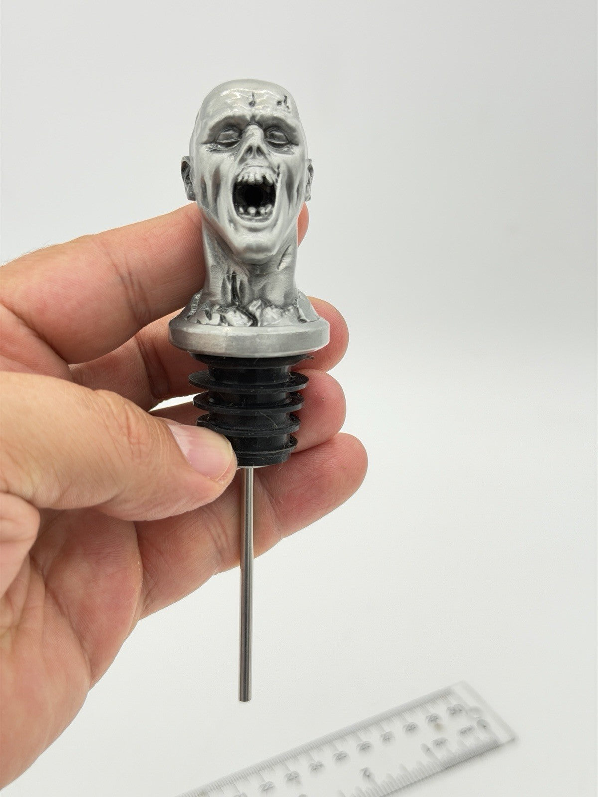 MENAGERIE Zombie Wine Pourer/Aerator Stainless Steel silicone rubber fitting
