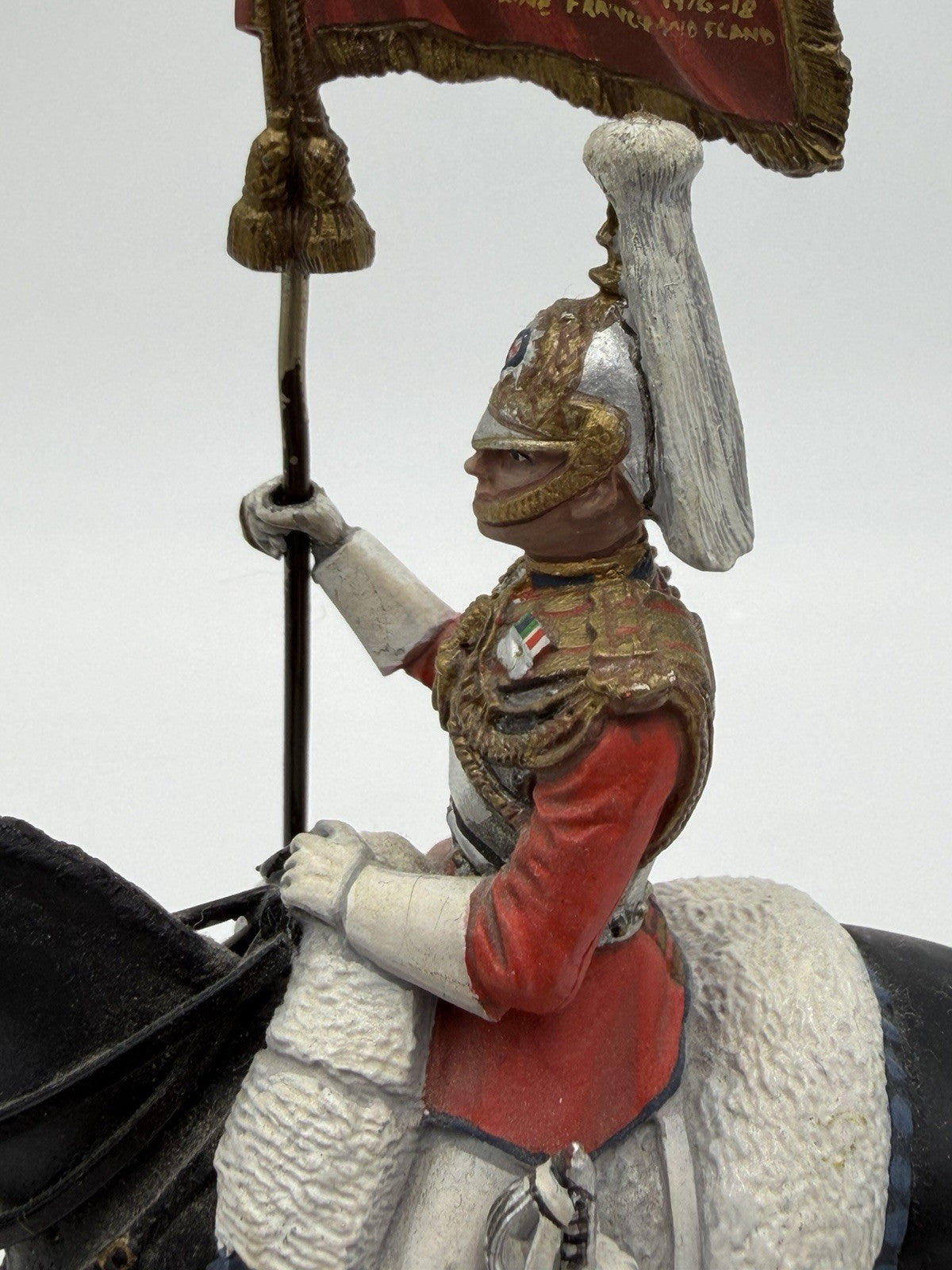 Chas C Stadden painted pewter Mounted Royal Guard British Buckingham 8” Figurine