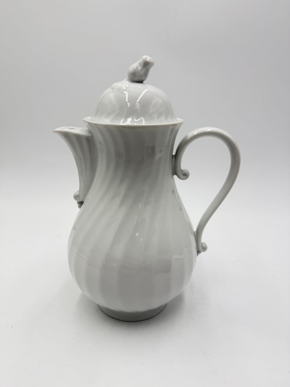 Vintage Large Kaiser Porcelain Germany White Swirl Coffee Pot 9.5”H