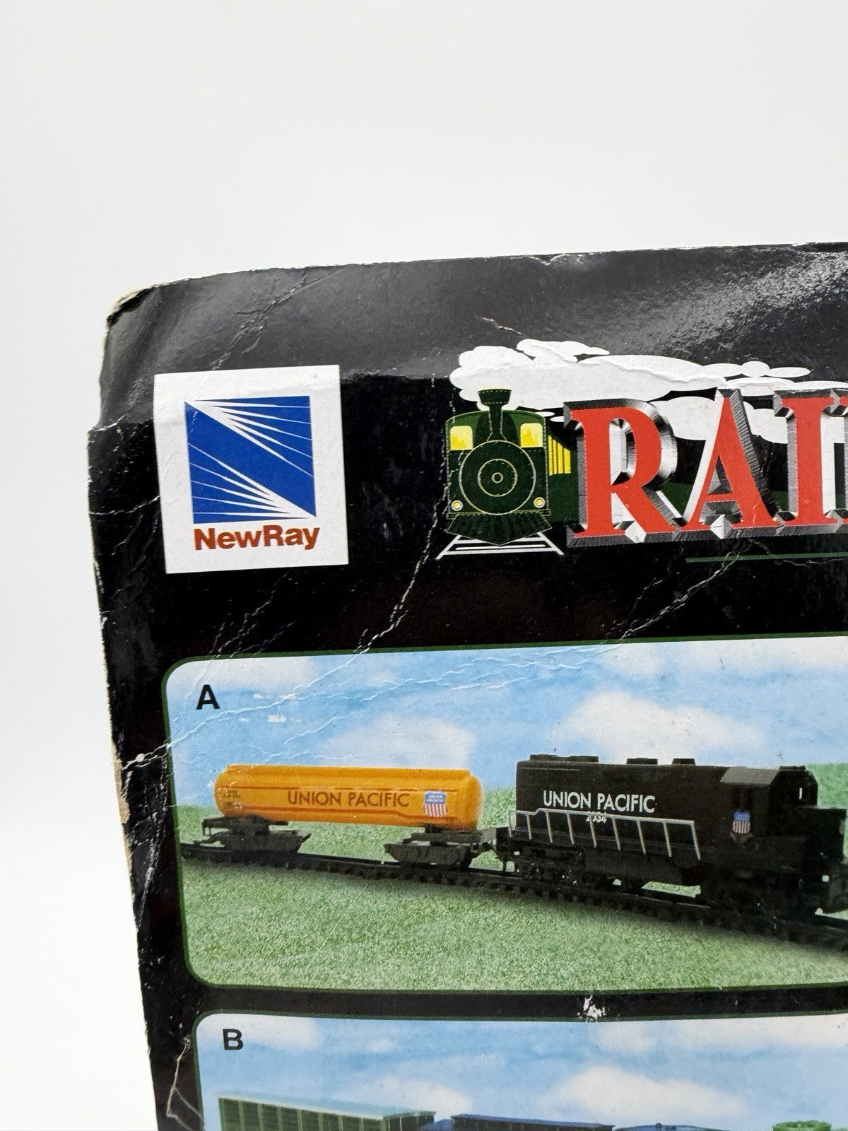 Newray Toytown Railroad Collection Train Set 2001 NIP Battery Powered