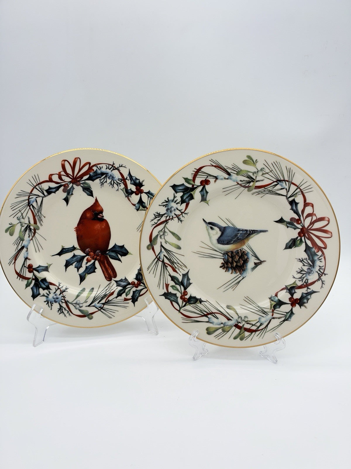 Lenox Winter Greetings Salad Plates Nuthatch Cardinal 9” Gold Trim 2 PCs Porcela