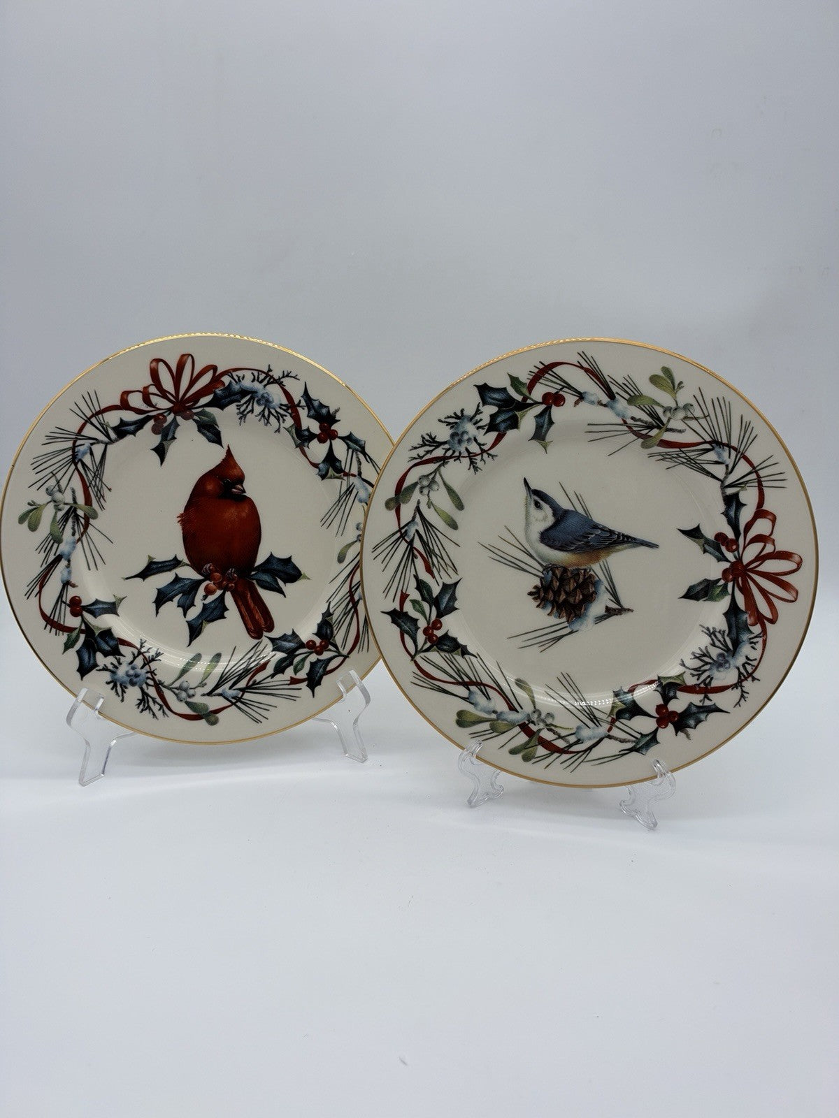 Lenox Winter Greetings Salad Plates Nuthatch Cardinal 9” Gold Trim 2 PCs Porcela