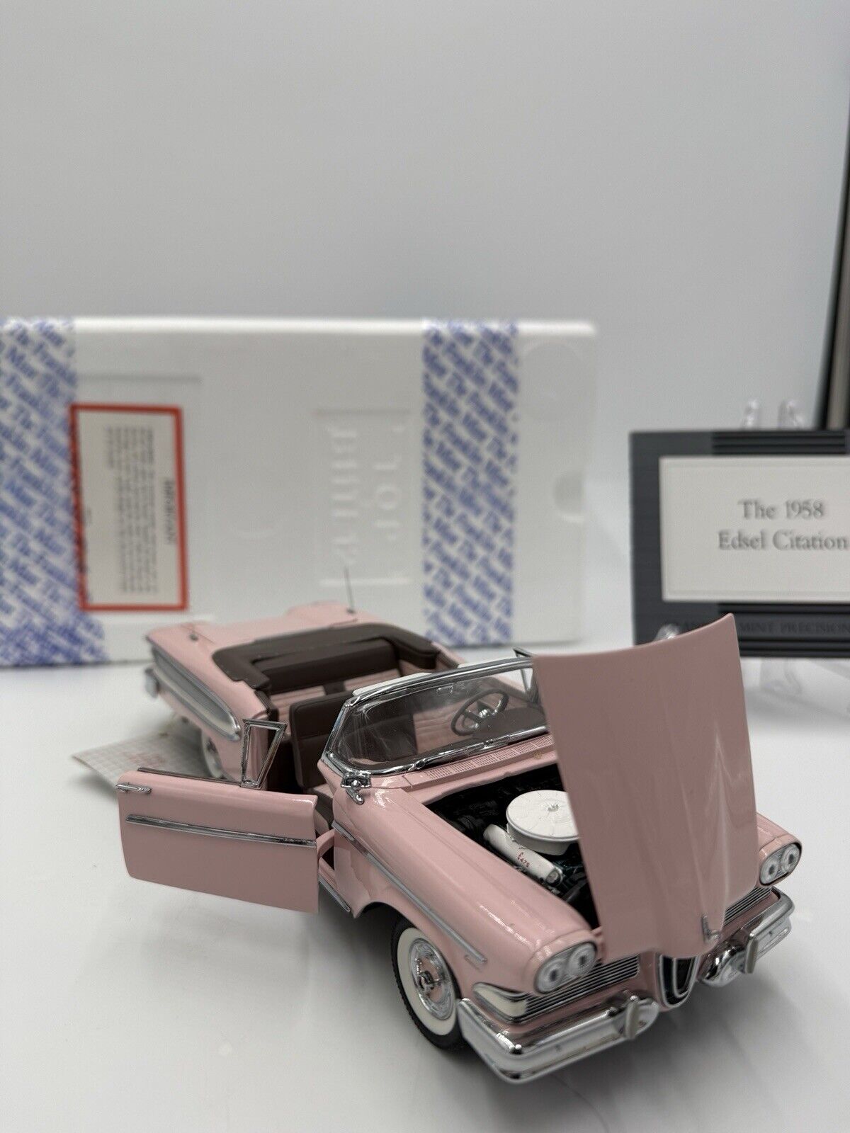 Franklin mint 1958 Ford Edsel Citation convertible 1:24 scale diecast Pink New