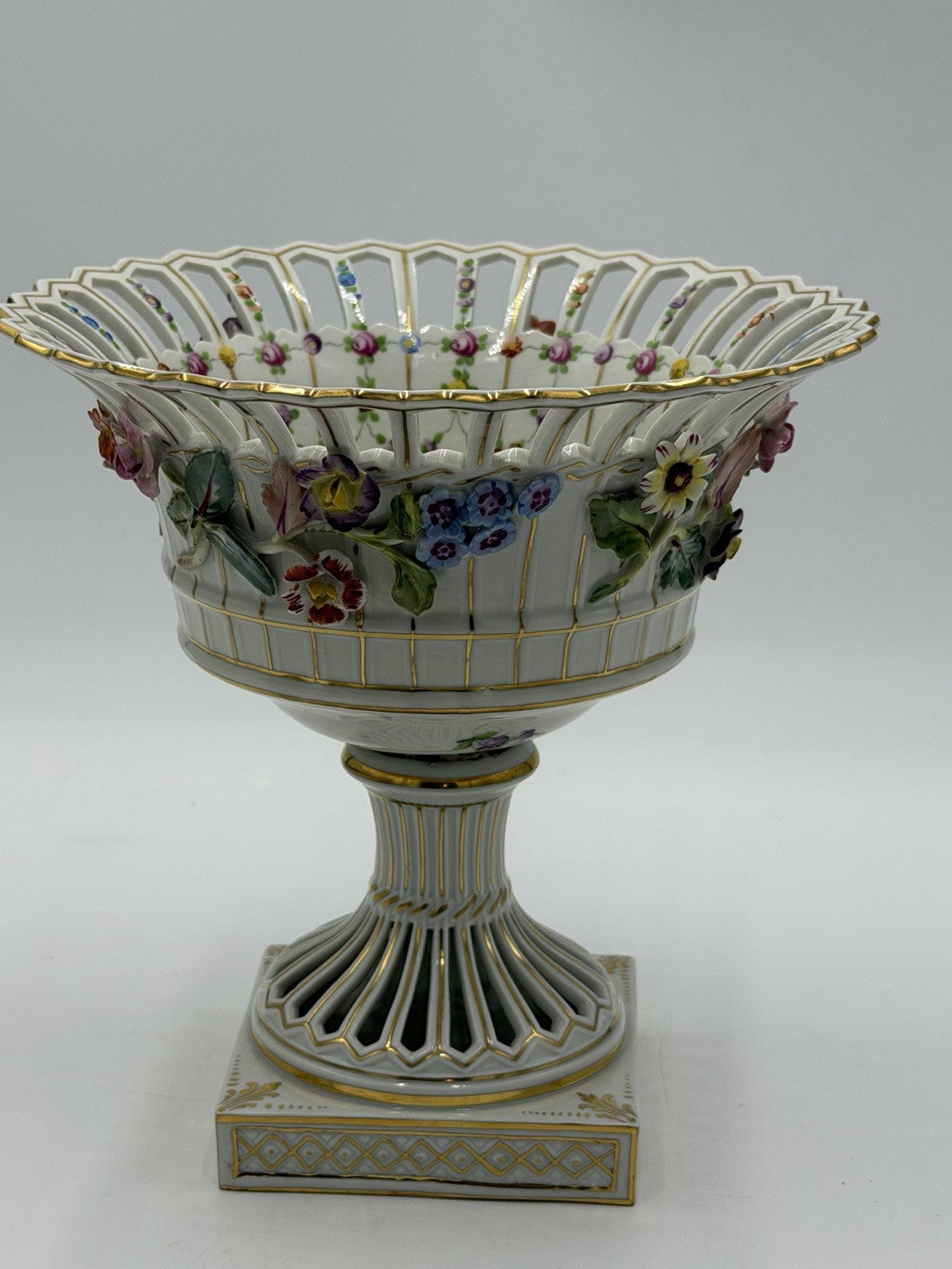 Antique Dresden Porcelain GermanyReticulated Pedestal Bowl W/ Encrusted Flowers