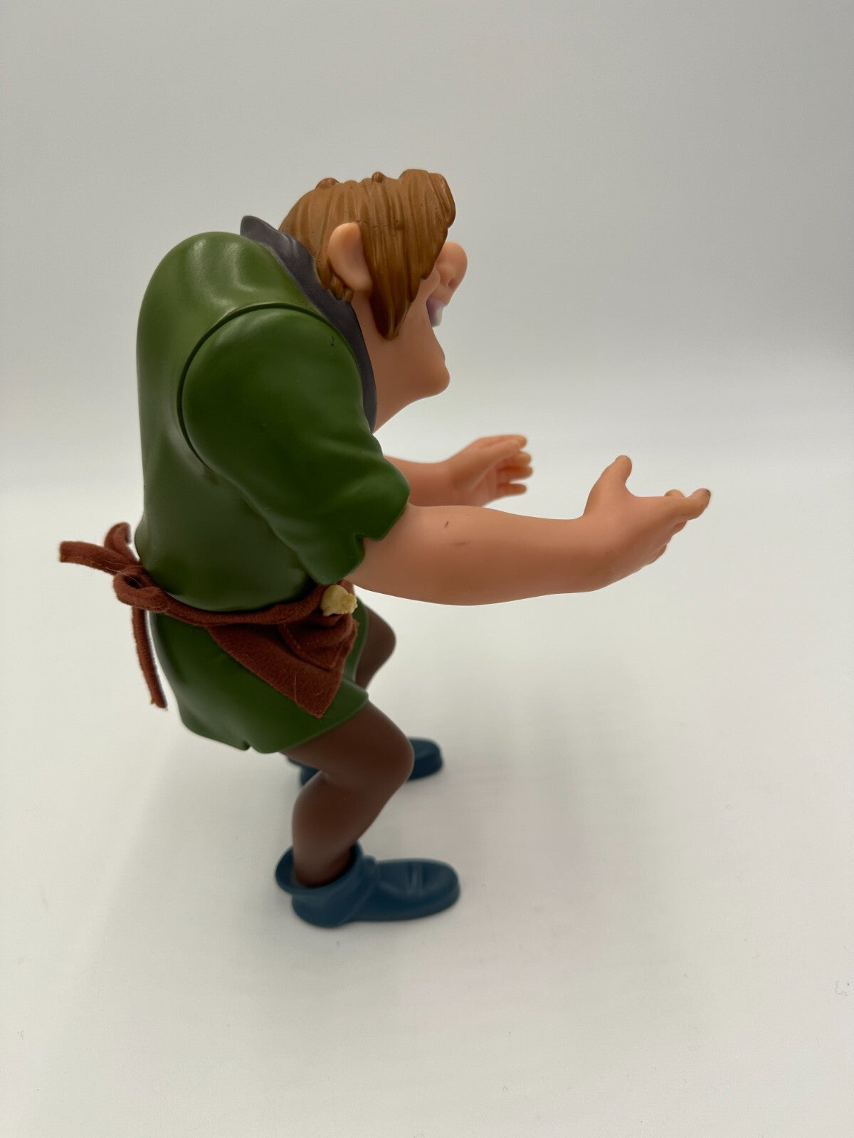 Mattel Disney Hunchback of Notre Dame Quasimodo Toy 9in With 3 Gargoyles