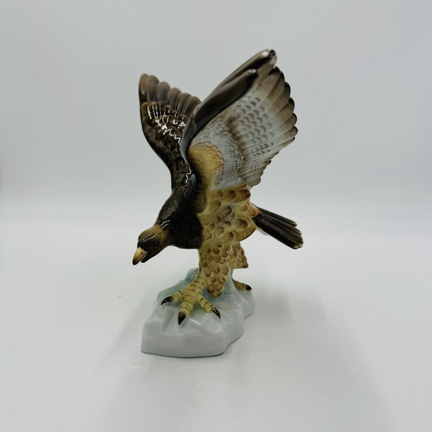 Herend Hungary Porcelain Turul Eagle on Rock Wings Spread Out Figurine 5057