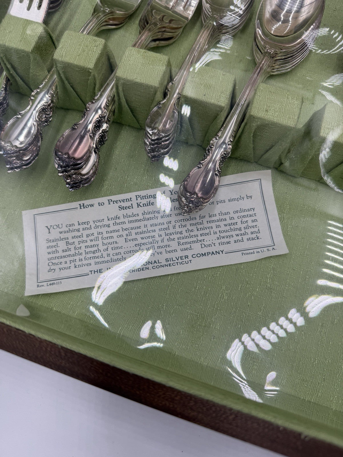 Vtg Rogers Bros 1847 Flatware Silver Plate 48 PCs New Set Reflection Pattern