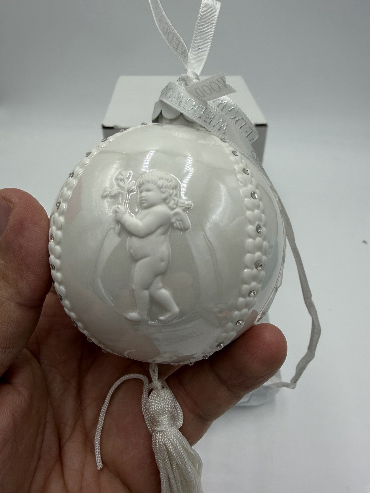 Wedgwood White Porcelain Jasperware Inlay Cameo Cherub Ball Christmas Ornament
