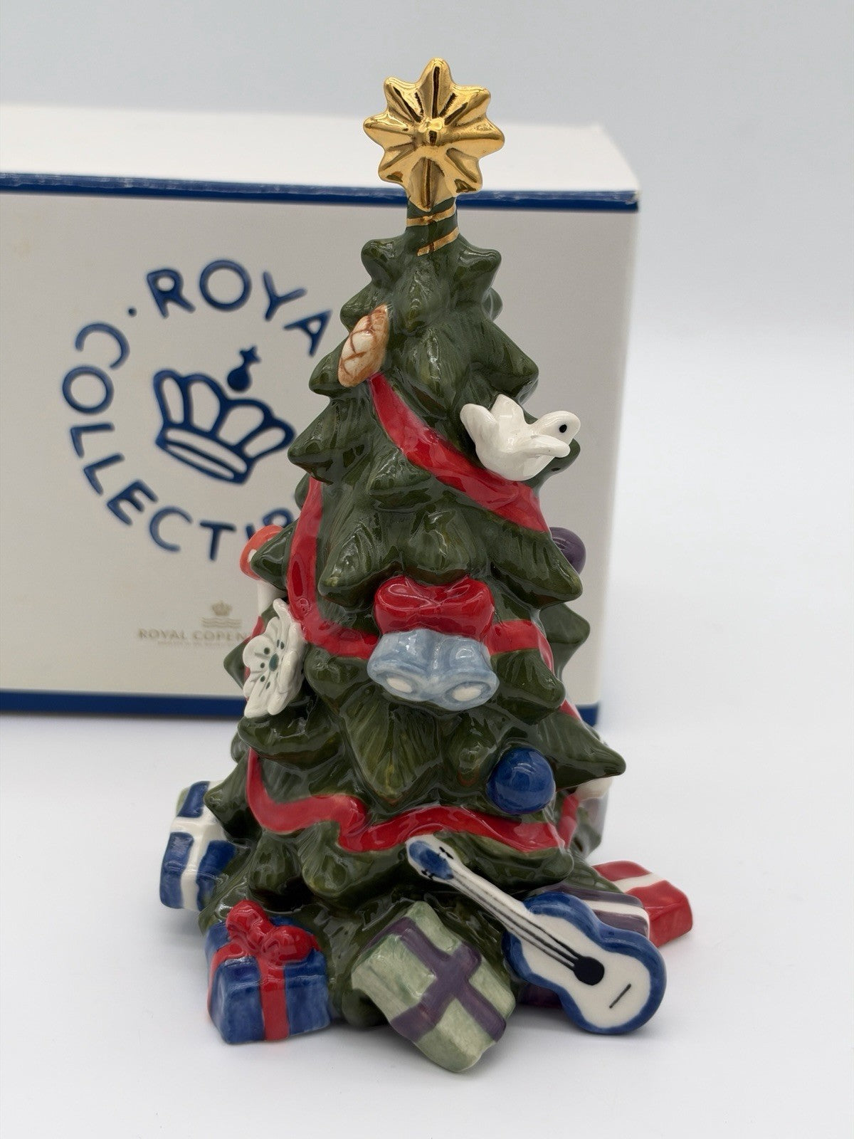 2017 Royal Copenhagen Annual Porcelain Christmas Tree Denmark Figurine Rare