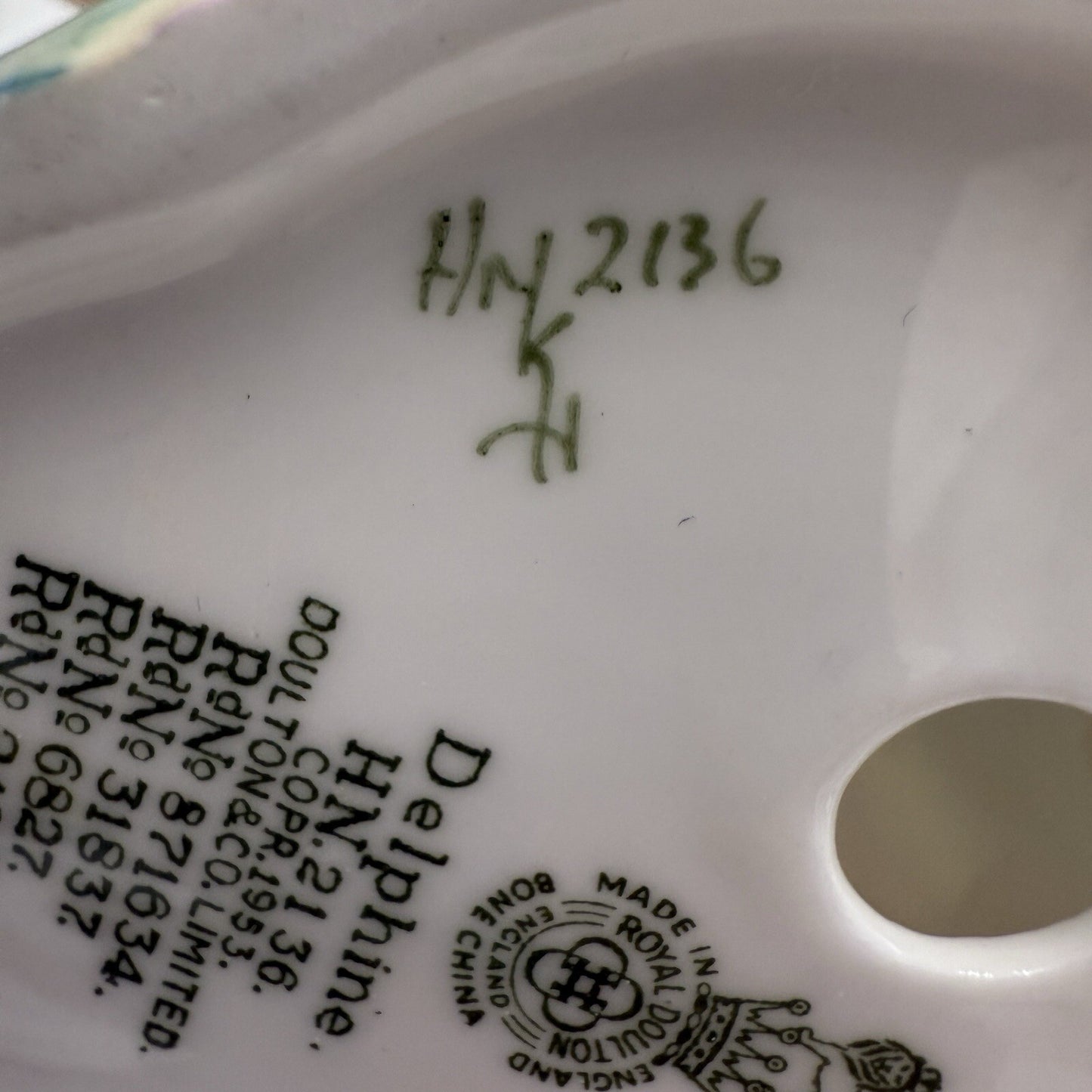 Royal Doulton Delphine HN2136 Figurine England Classic porcelain 7in Rare