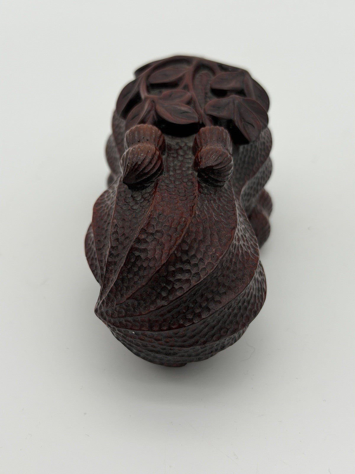 Antique Karaki Karinga Wood Carved Folk Art Peanut Shape Lidded Box Japan