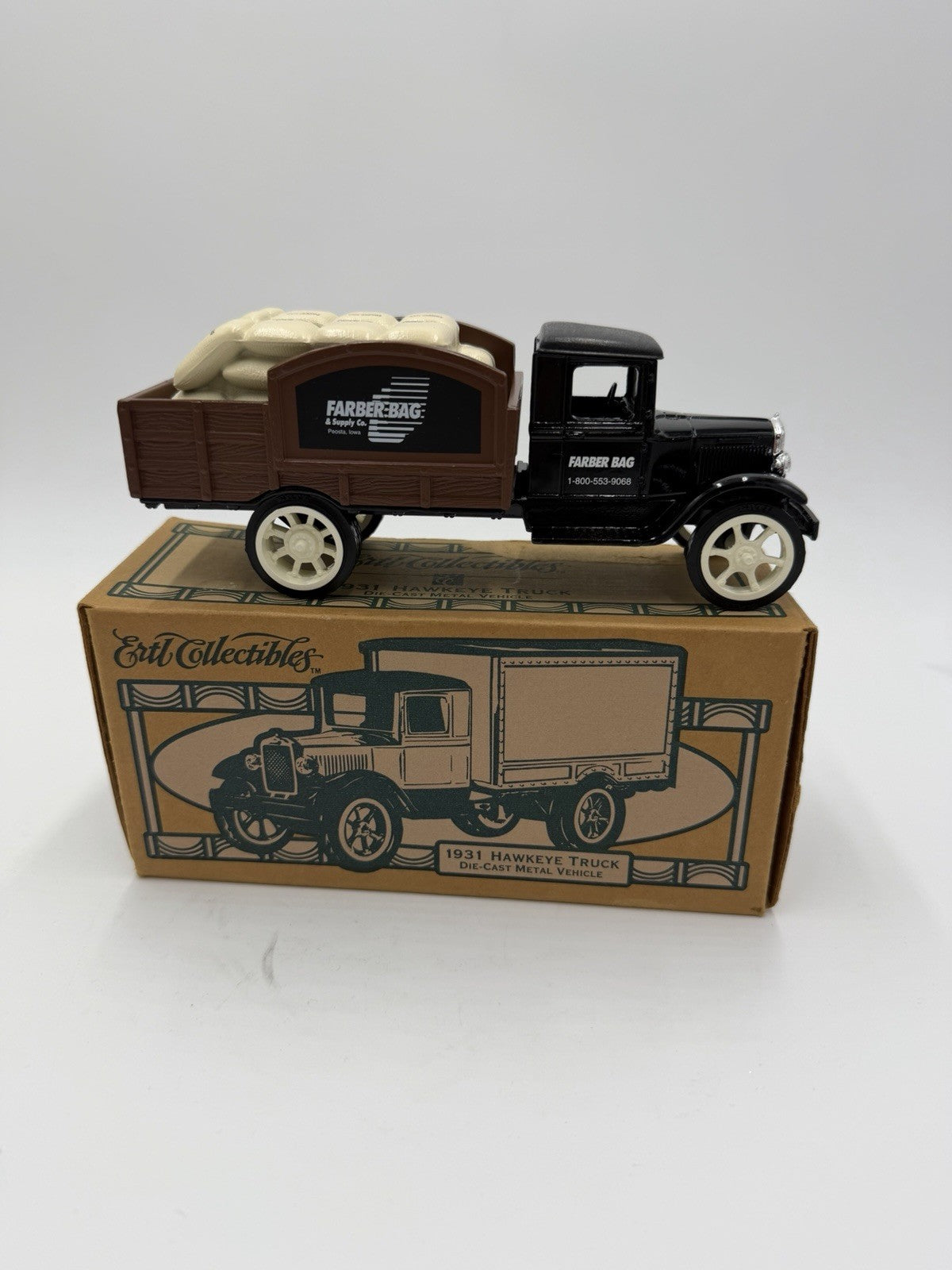 ERTL 1931 Hawkeye Truck Die-Cast Coin Bank Faber-bag & Supply Co Peosta Iowa