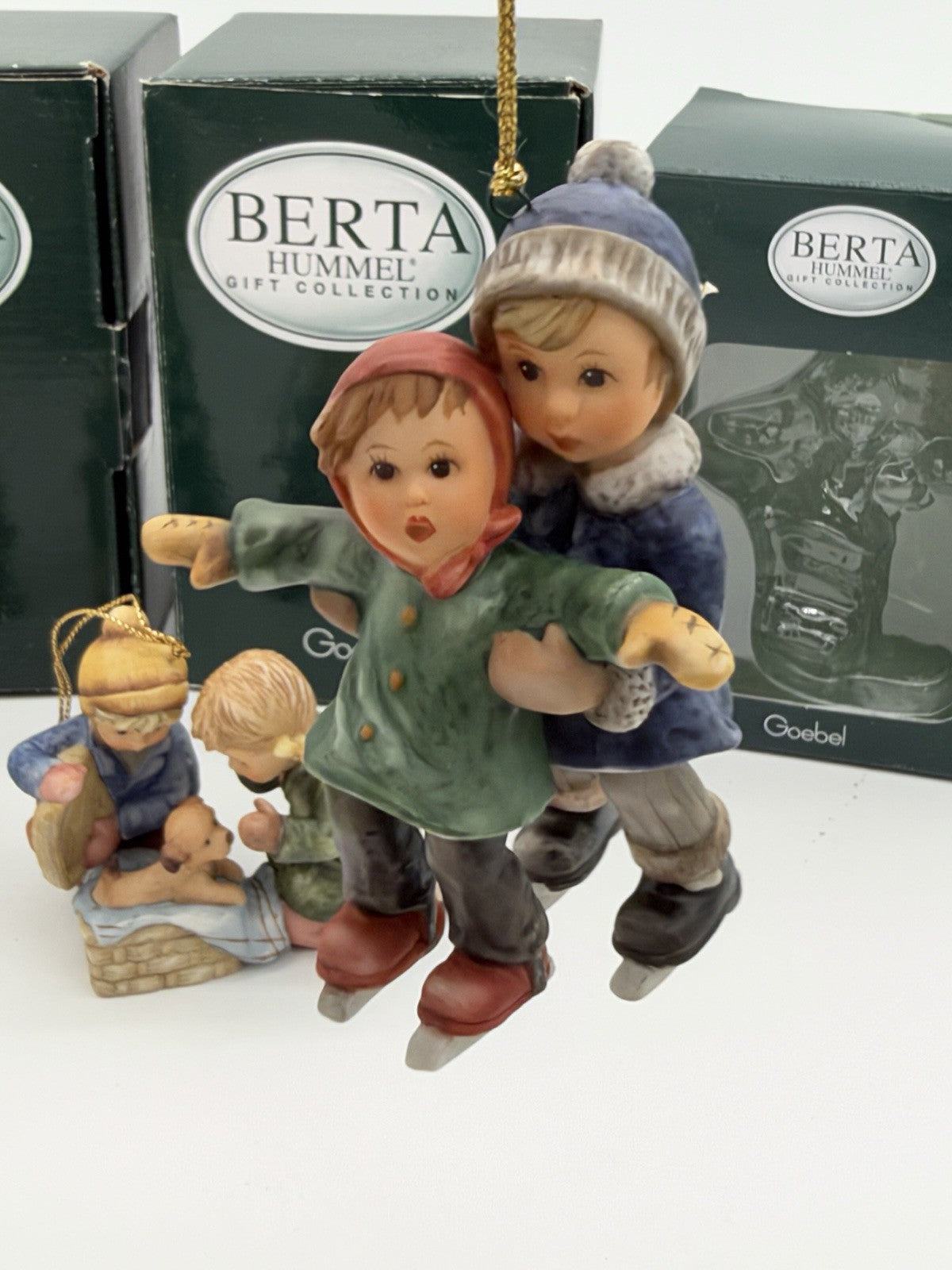 Goebel Berta Hummel Christmas Porcelain Painted Ornaments Set Boxed