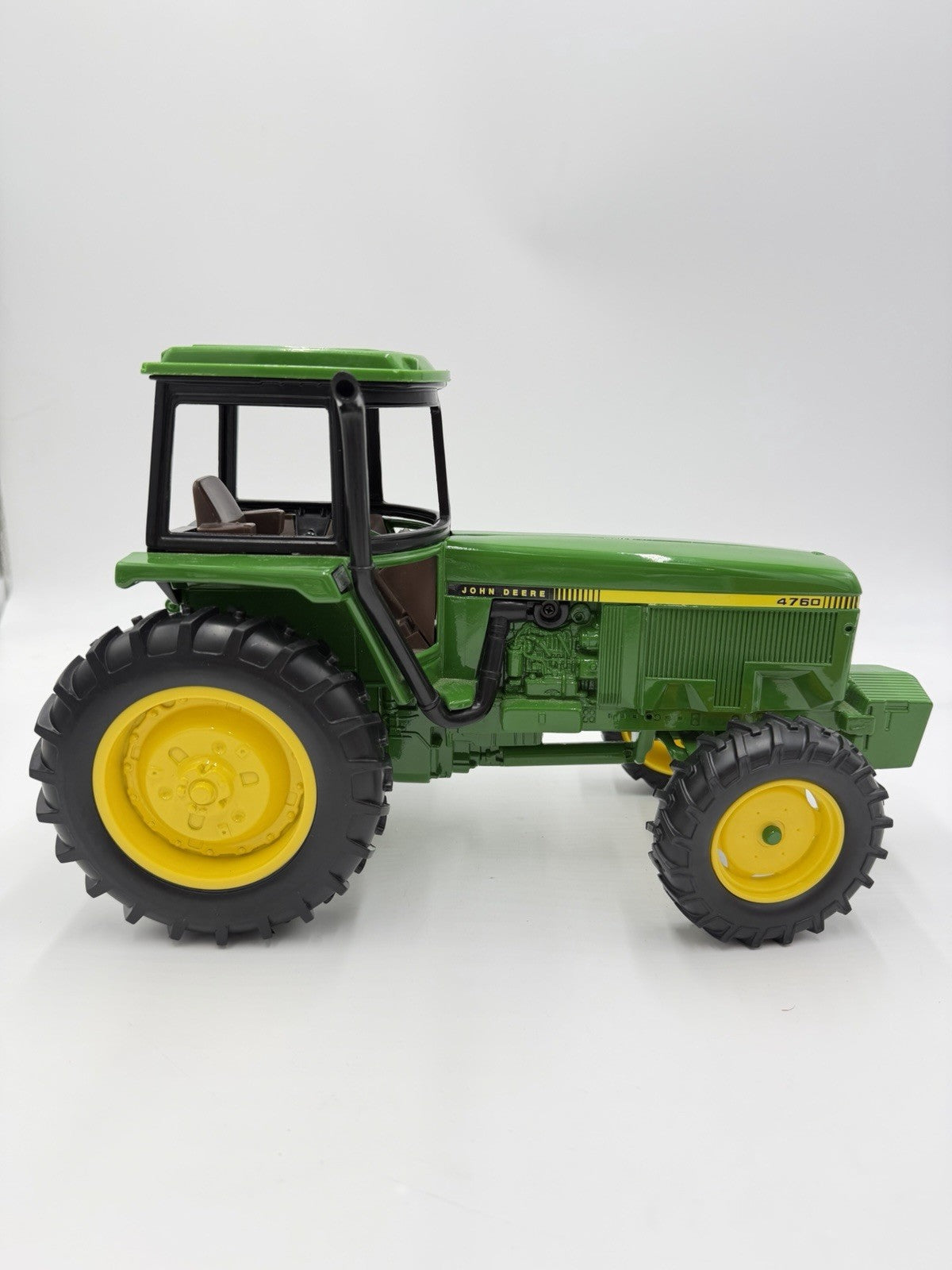 John Deere 1/16 Scale 4760 FWD Tractor ERTL Toy Model DieCast Metal Large