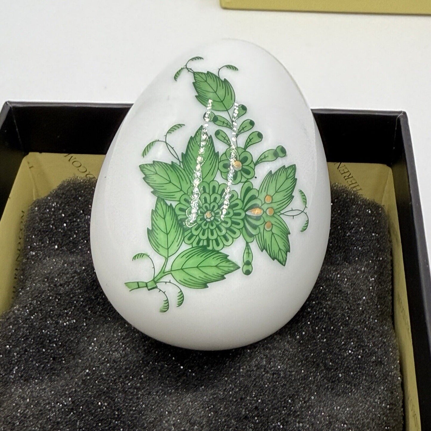 Herend Hungary Porcelain Green Chinese Bouquet Egg Paperweight 2” Small