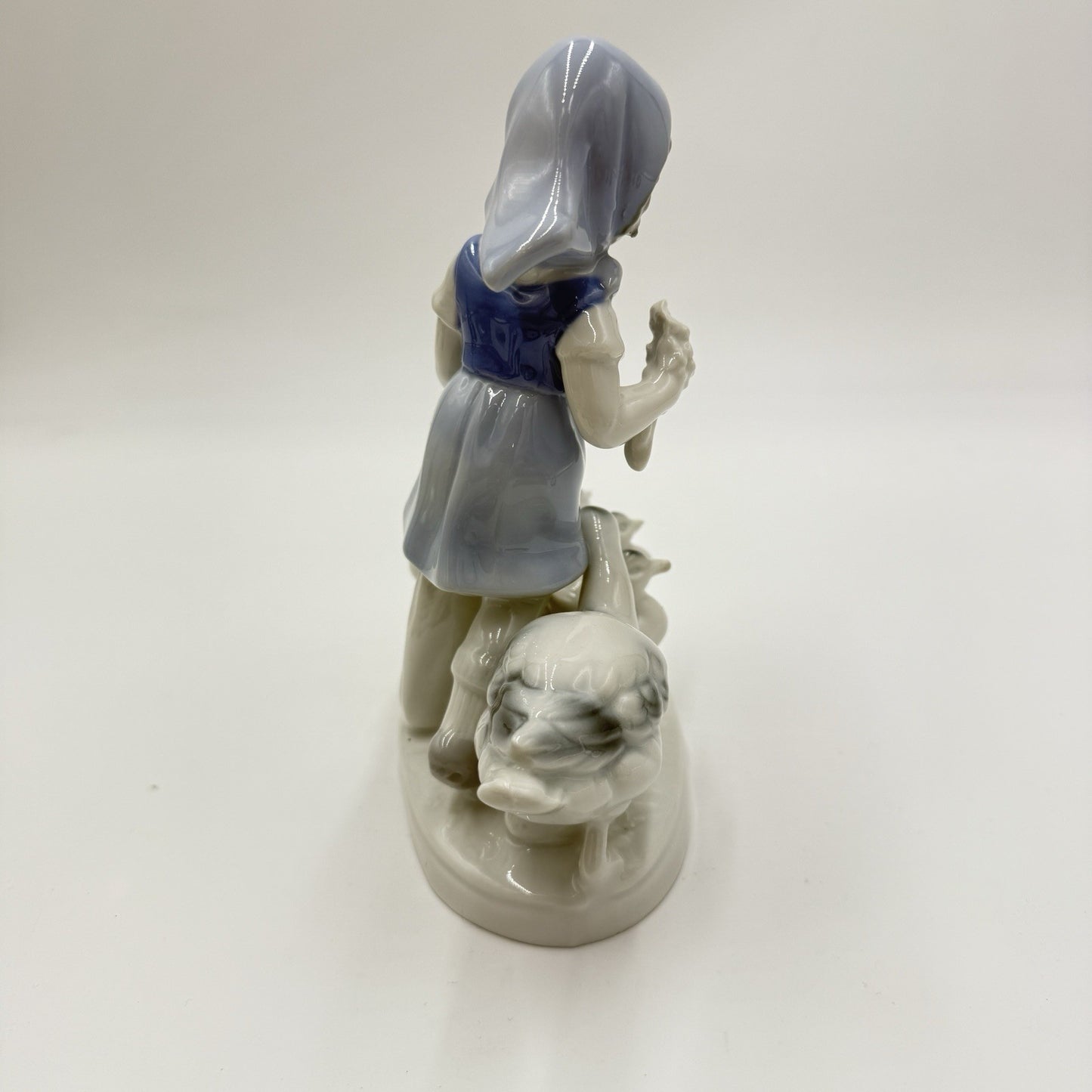 1940 Gerold Porzellan Bavaria Western Germany Figurine Girl W/ Geese Ducks