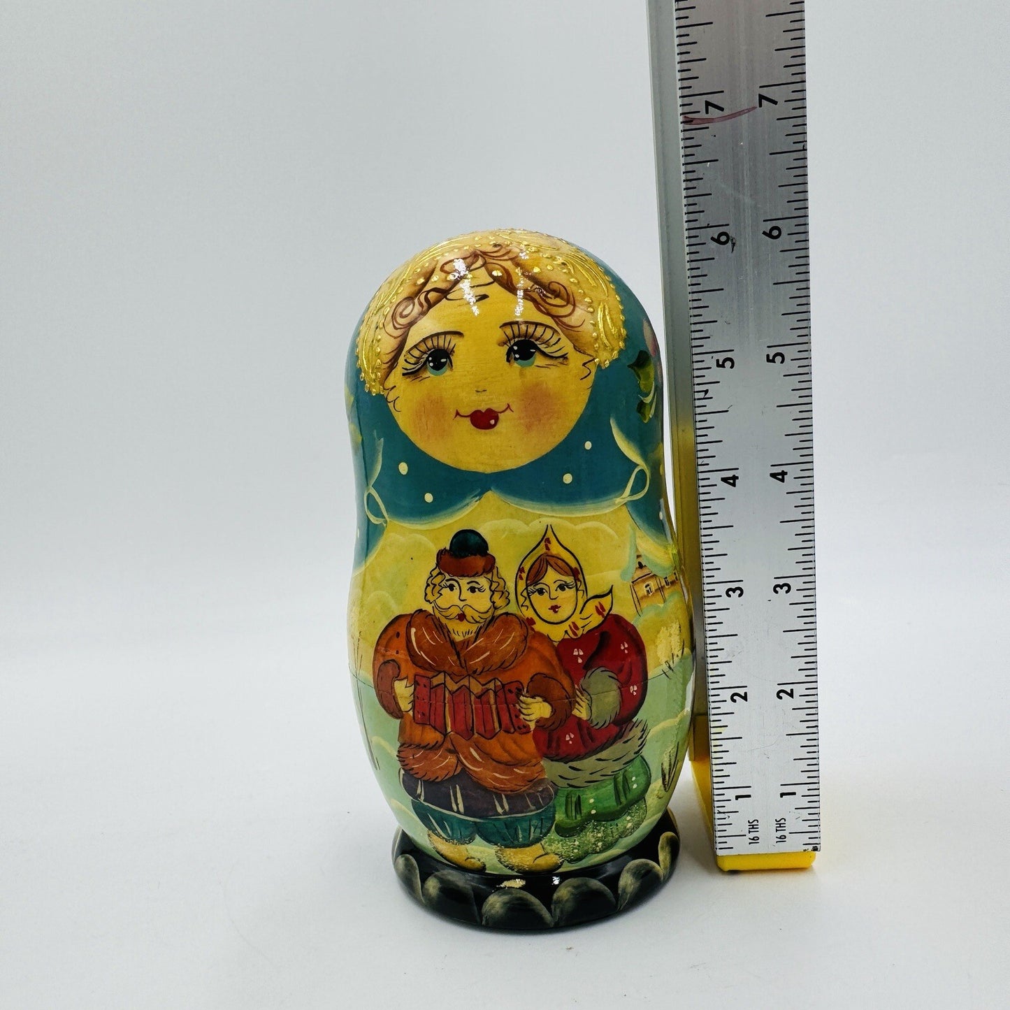 Vintage Matryoshka Nesting Doll with 5 Christmas Ornaments Handpainted 6in