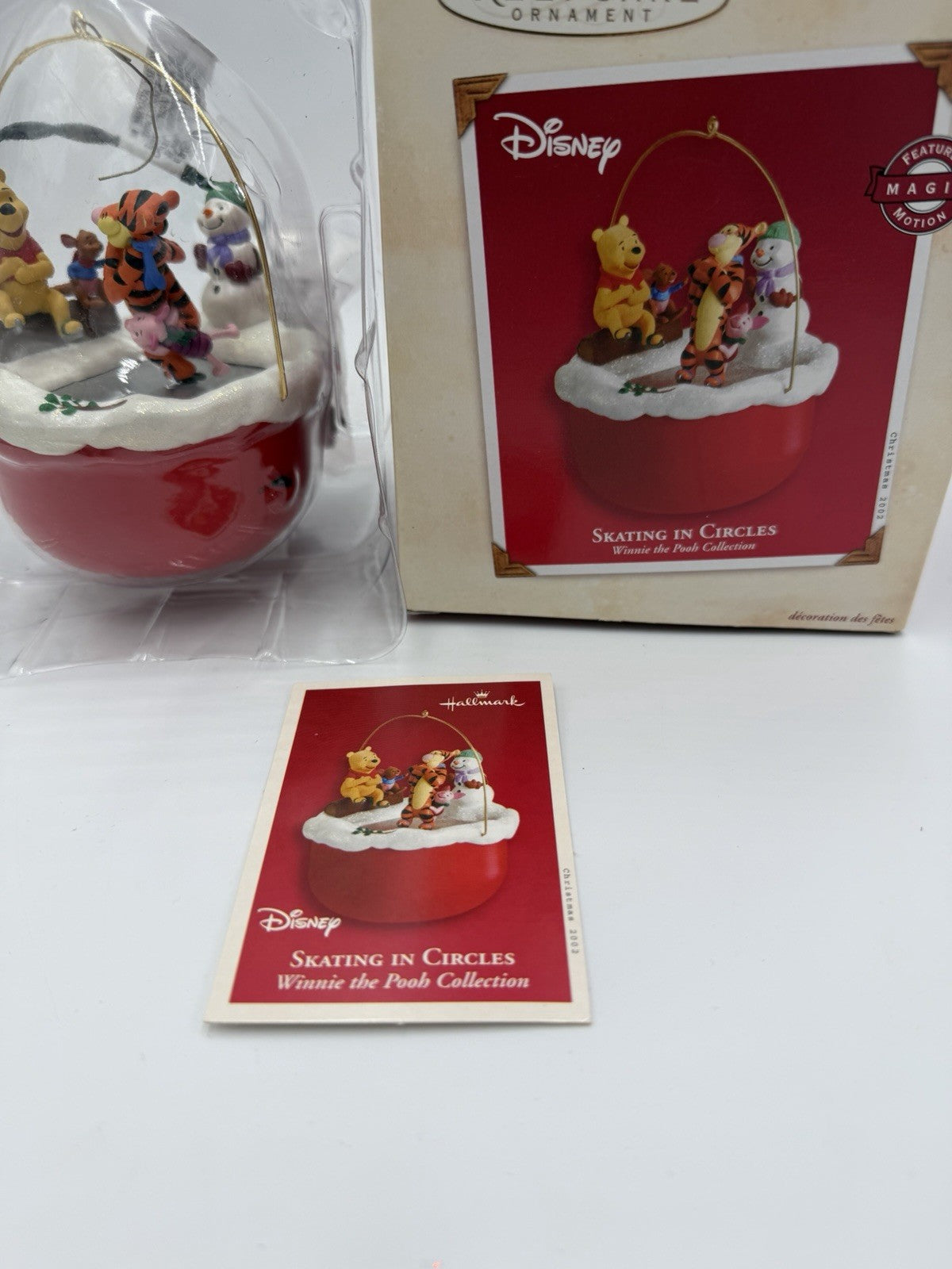 Hallmark Keepsake Magic Motion 2002 Winnie The Pooh Skating In Circles New