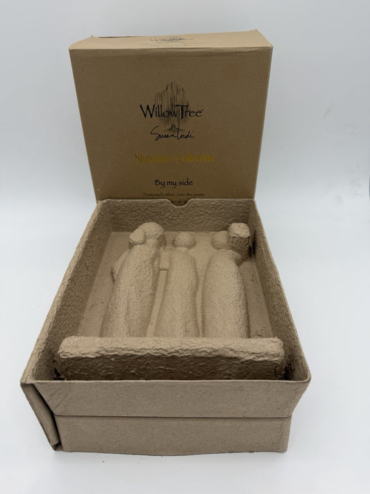Willow Tree Signature Collection By My Side Figurine Susan Lordi 2014 W/box