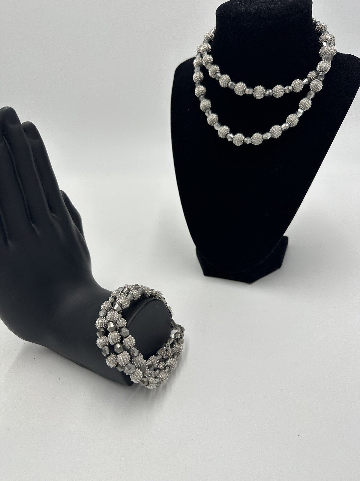 Crown Trifari Women's Jewelry Necklace And Bracelet Nubby Silver 26in Electra