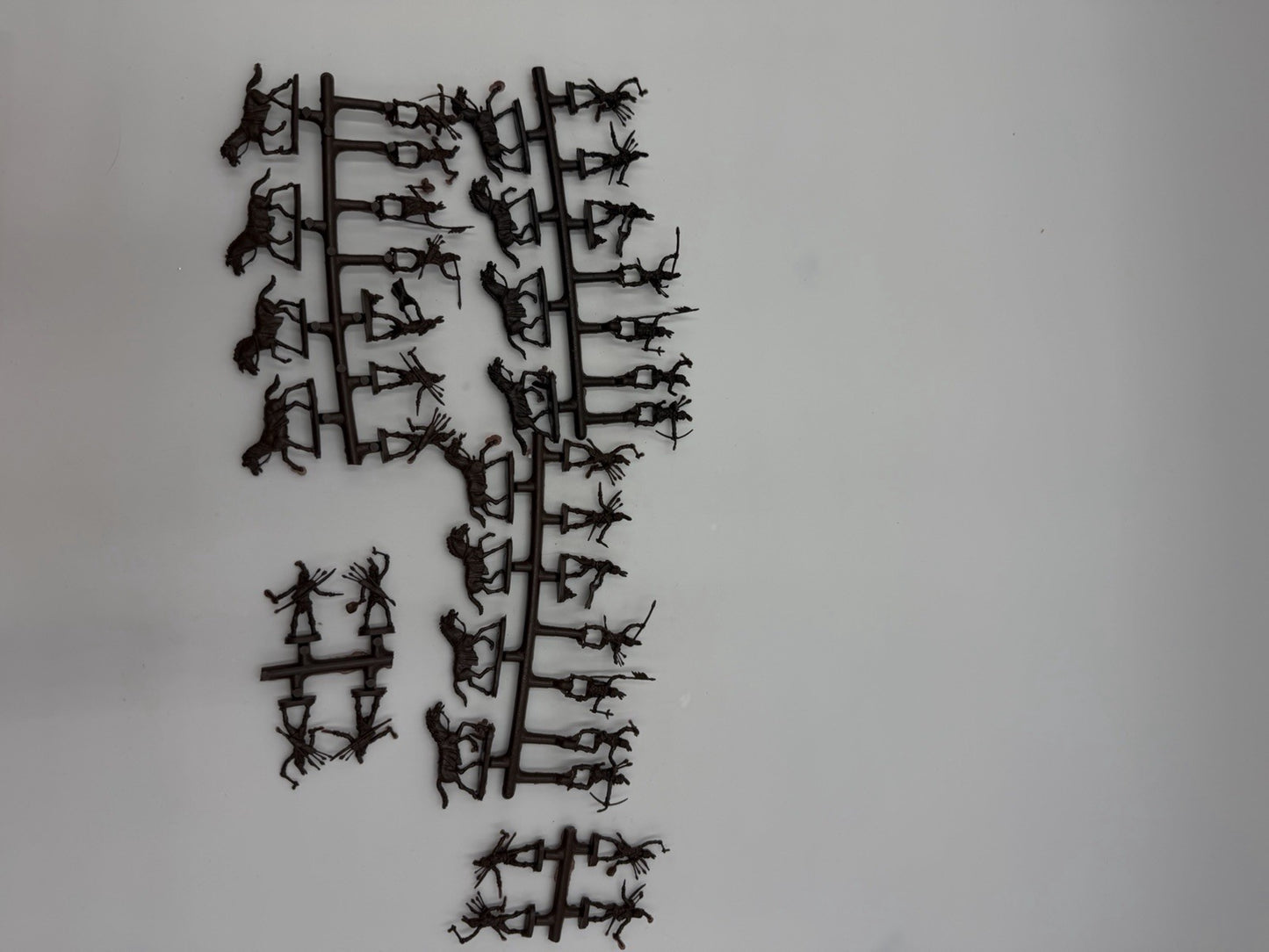 Atlantic of Italy 1109 & 1114 Outlaws & Sheriffs & Sioux-Toro Seduto Scale ho