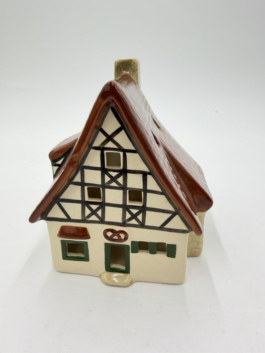 Ursula Leyk Lichthaus Ceramic 2010 house tudor Signed Tea Light Germany Vtg