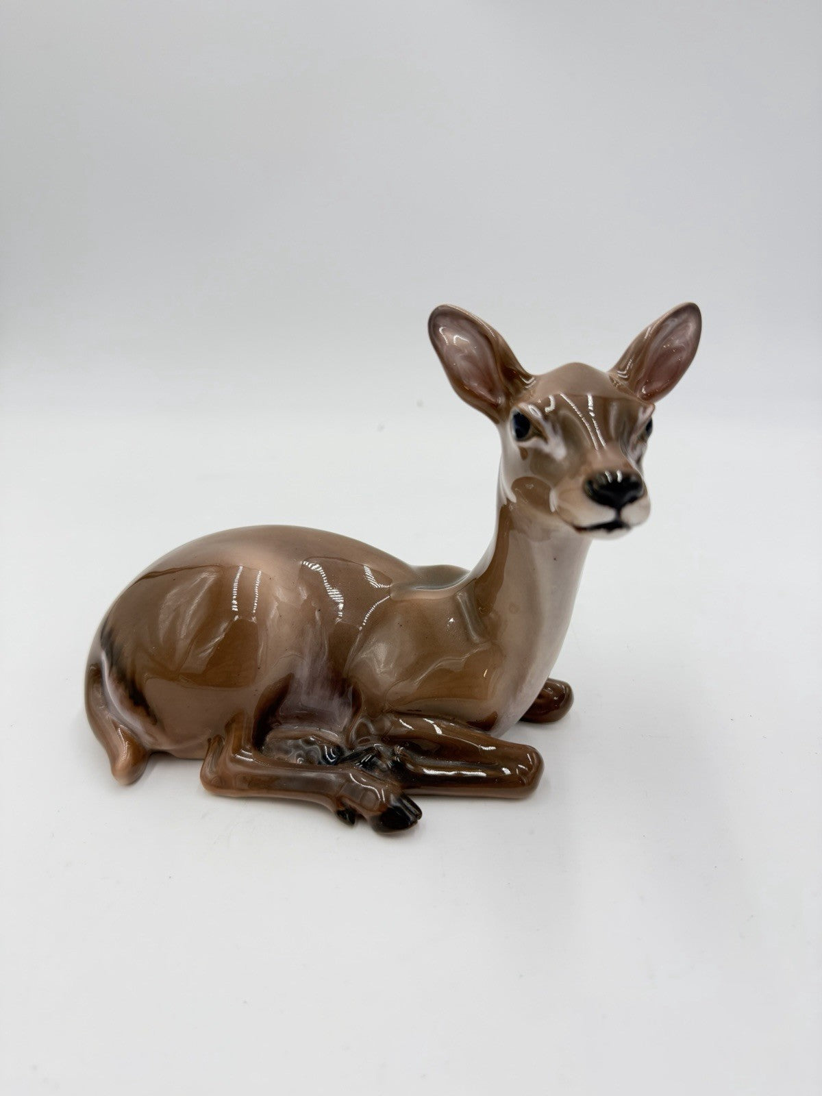 Dahl Jensen Copenhagen Denmark Porcelain Hand Painted deer Lying Figurine #1147