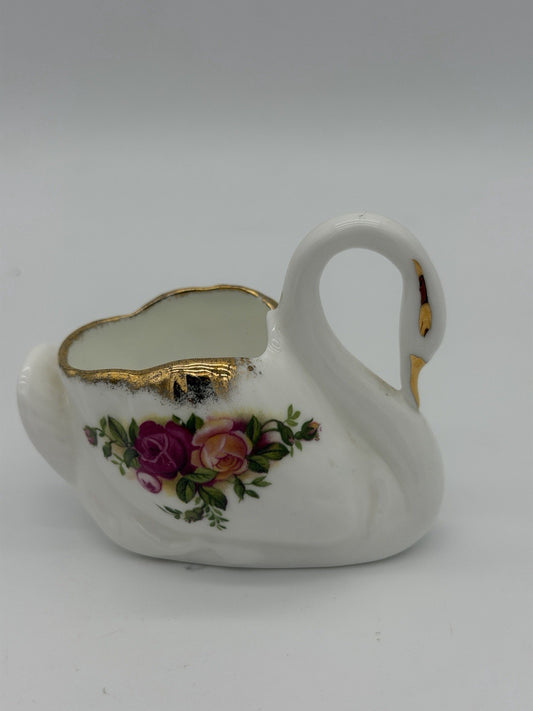 Royal Albert Old Country Roses Porcelain English  Swan Trinket Dish Figurine 2.5