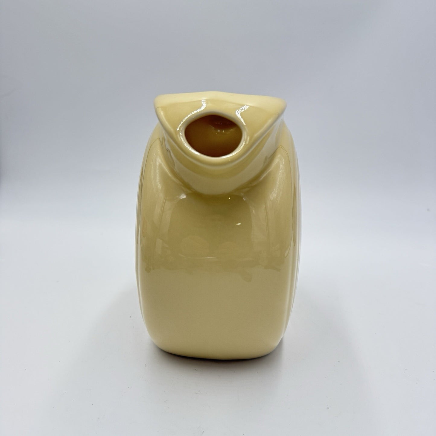 Fiestaware Vintage USA Disc Water Pitcher Original Ivory Fiesta Large 7in x 8in