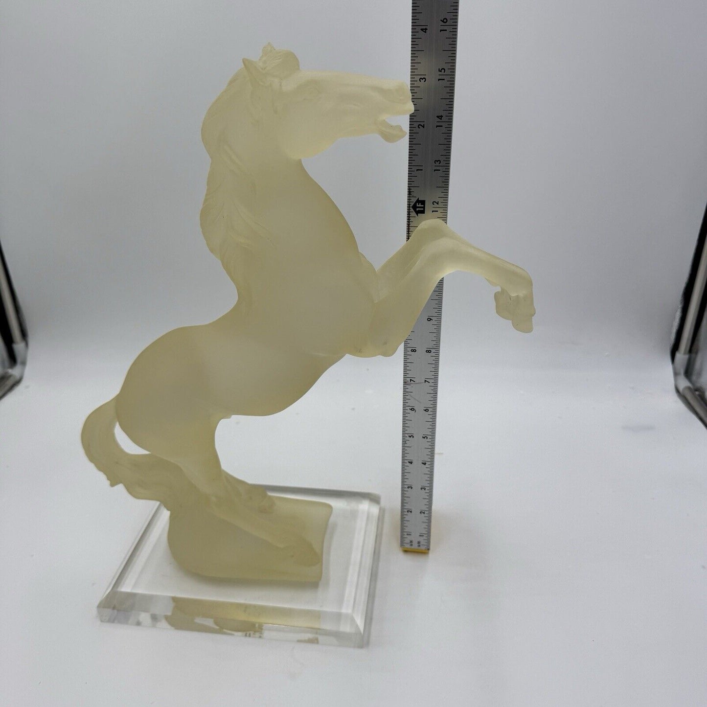 Rare Vintage 80s Regency Frosted Lucite Acrylic Horse New York Stallion 16” Larg