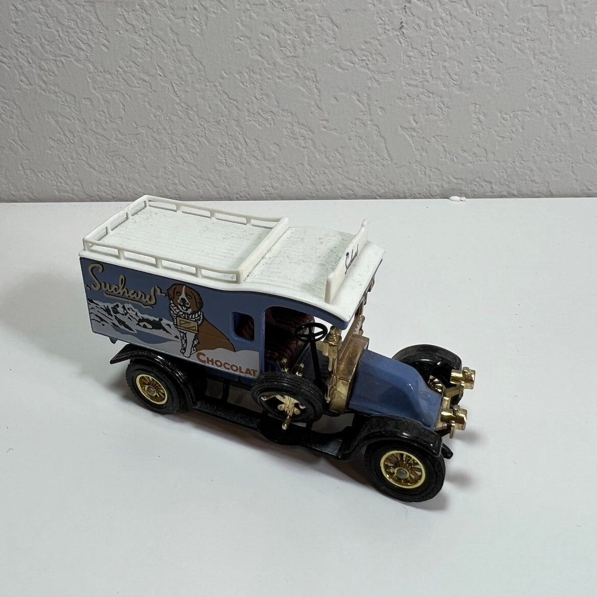 Matchbox Die-cast Y-25 1910 Renault Type Ag Models Of Yesteryear Truck  Toy Car