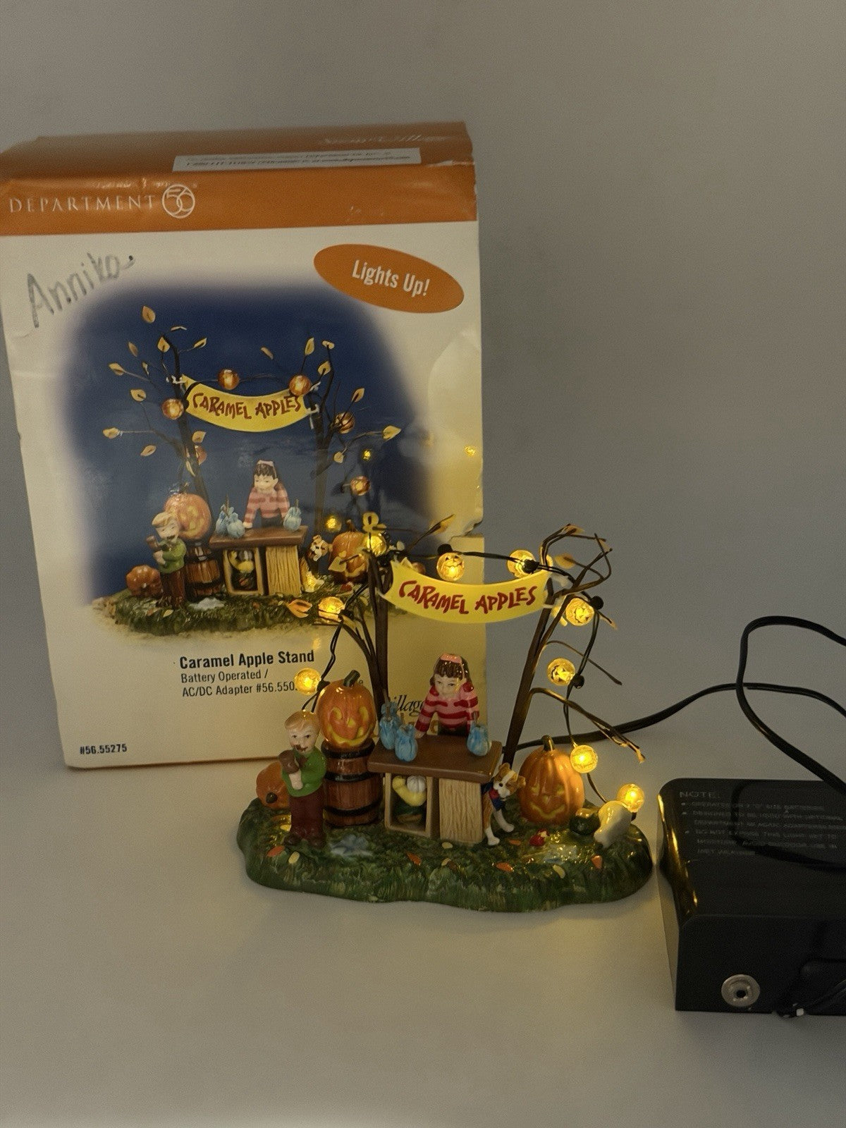 Department 56 Snow Village Caramel Apple Stand Halloween Fall Autumn Lights Up