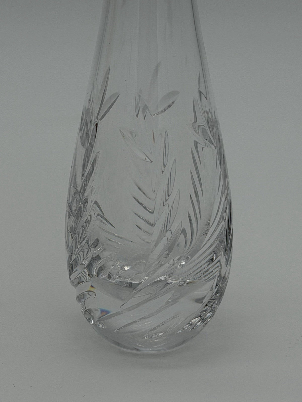 Tiffany & Co Crystal Merion Pattern Etched 8"H Bud Vase Clear Leaves Feathers