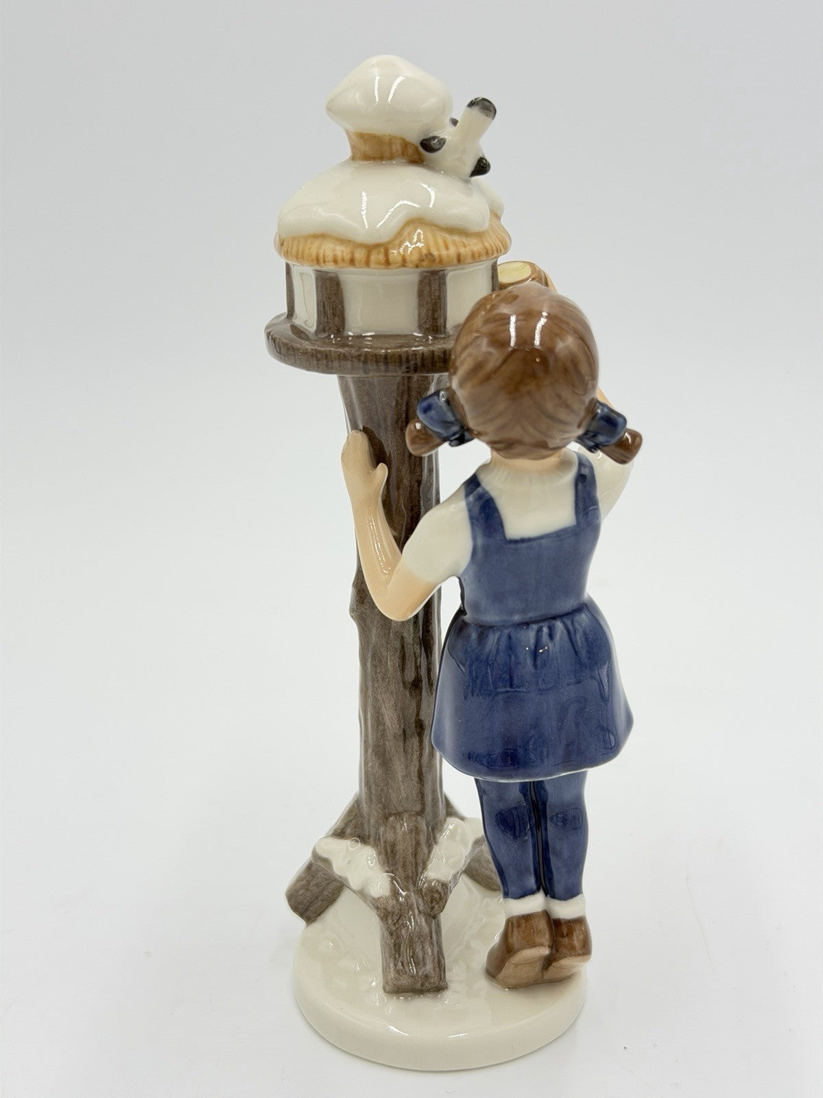 Royal Copenhagen Denmark Porcelain Painted Figurine 2001Girl Feeding Birds #757