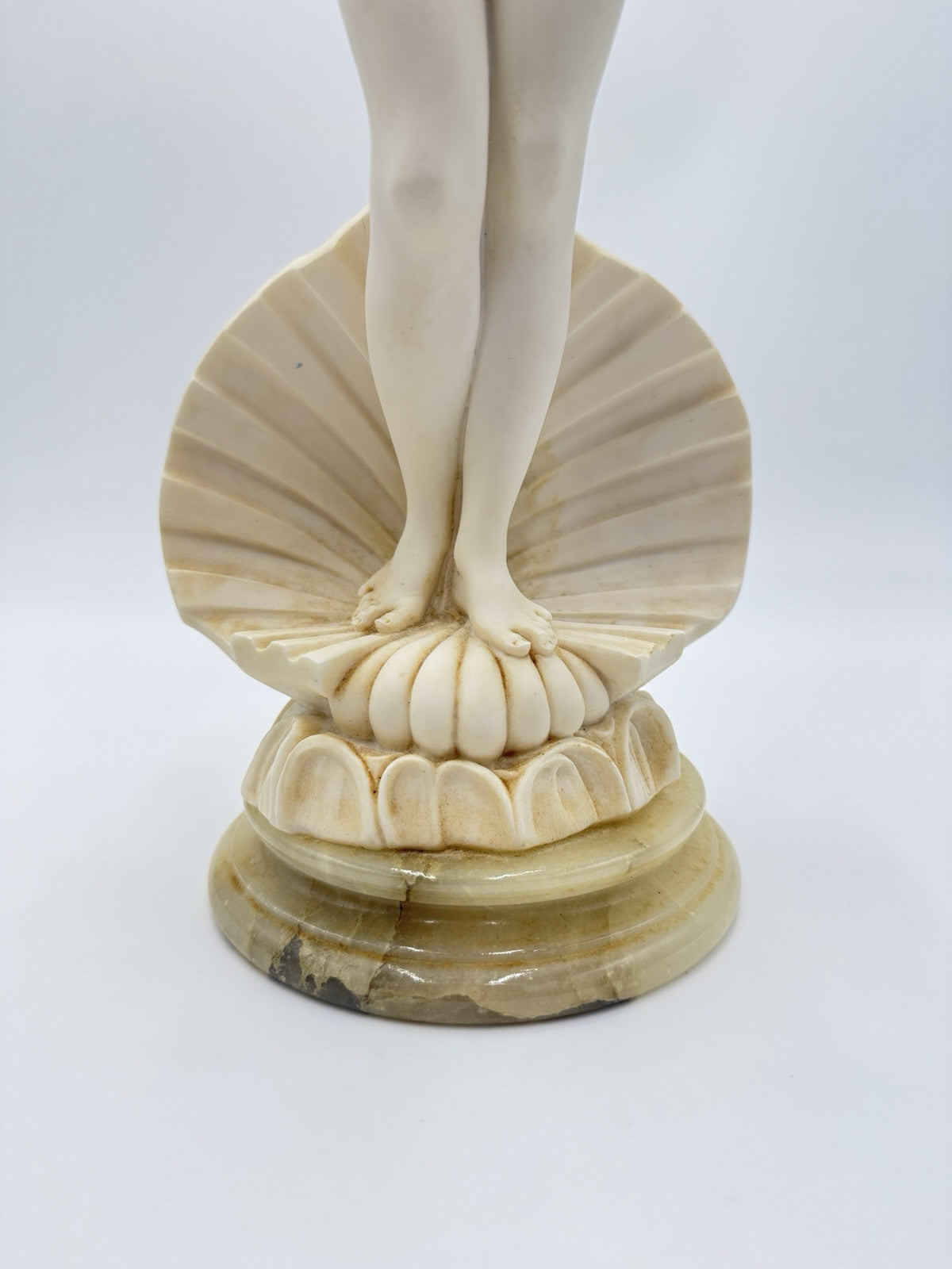 A.Giannelli Alabaster birth of venus sculpture 17” 1976 Statue Marble Base Italy