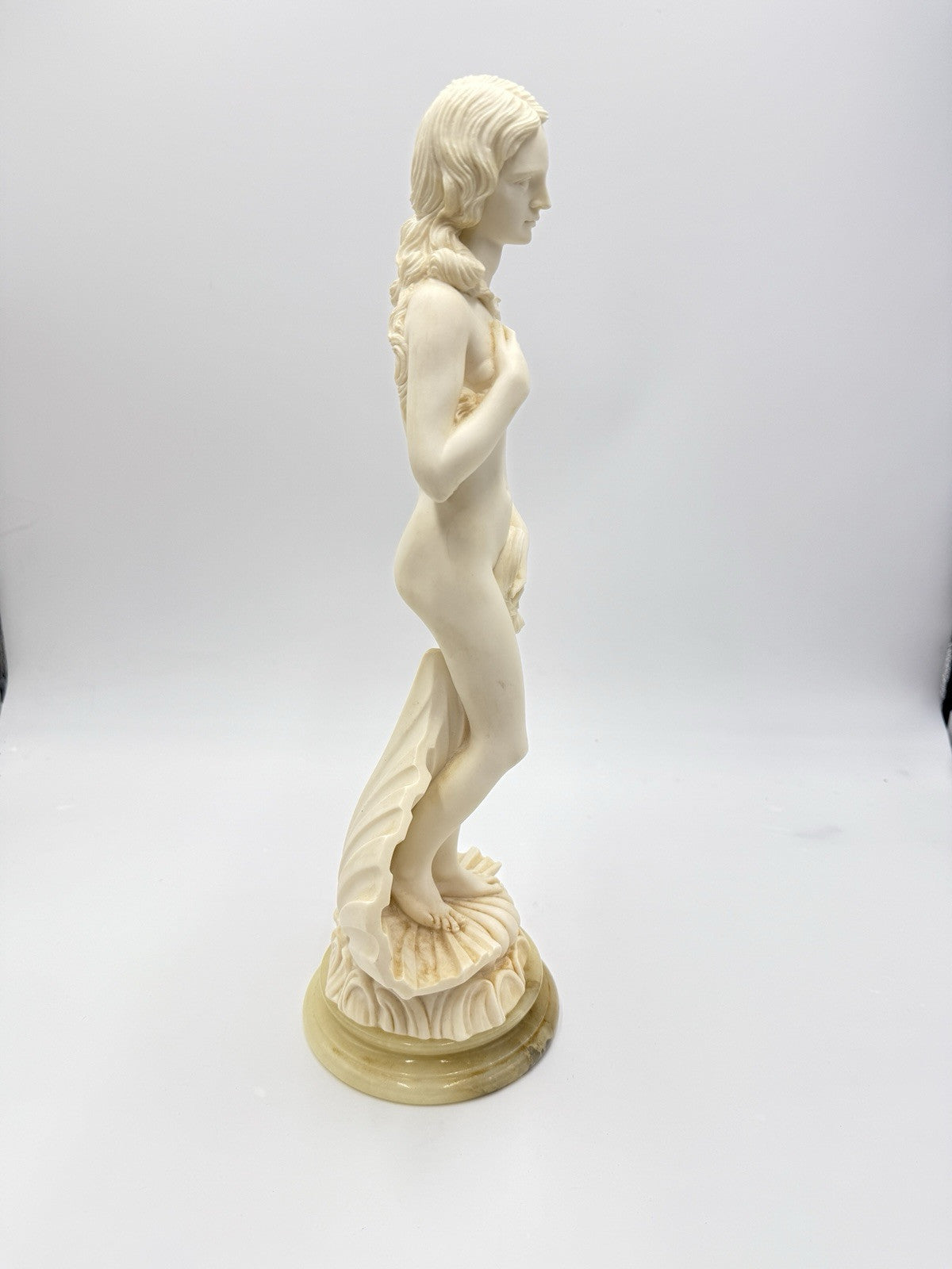 A.Giannelli Alabaster birth of venus sculpture 17” 1976 Statue Marble Base Italy