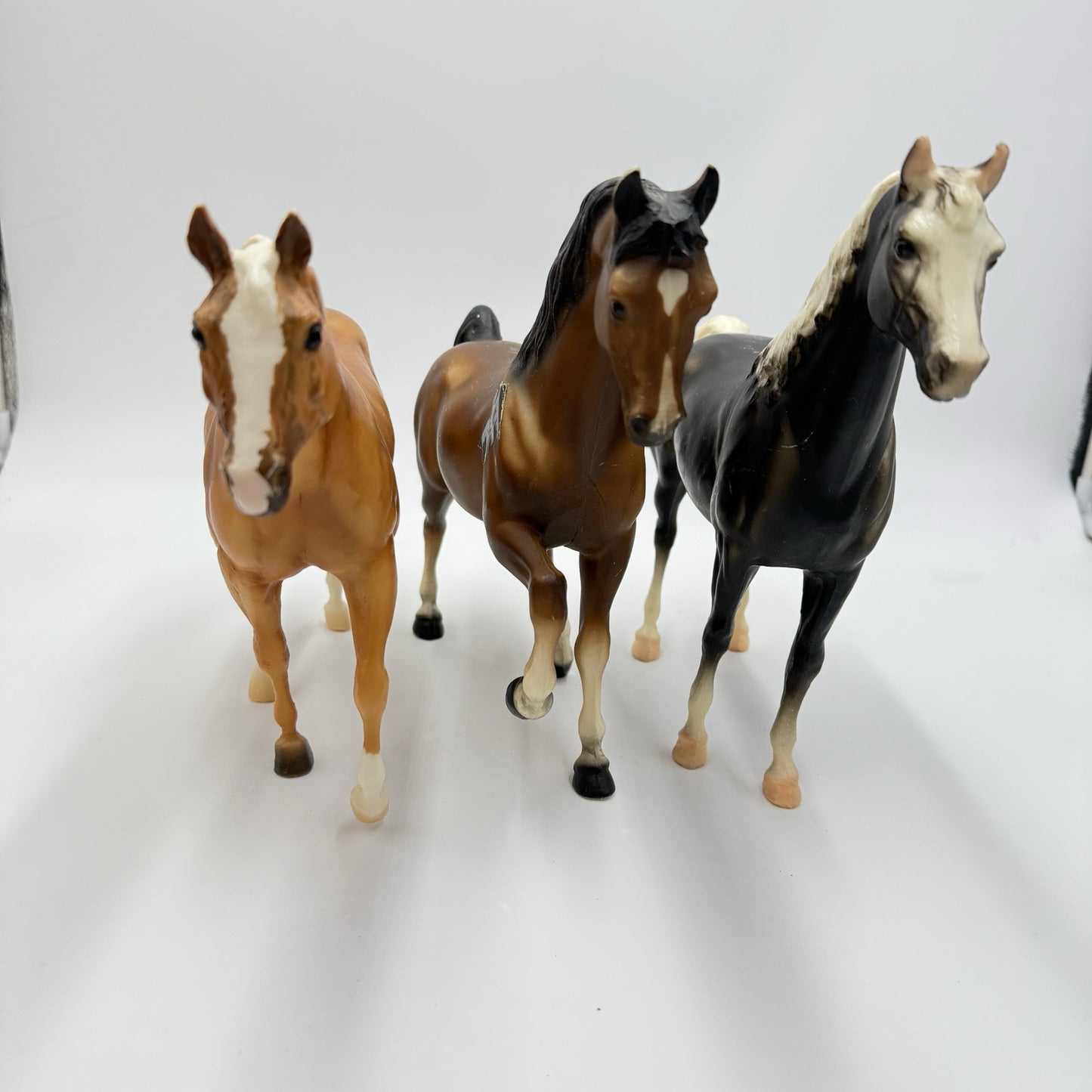 Vintage Breyer USA Horse Models Palomino And Arabian Family Set