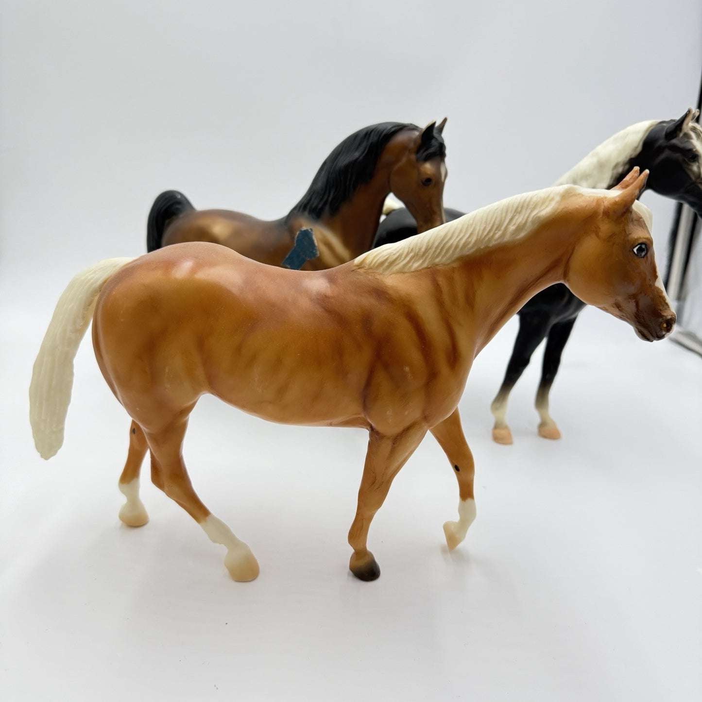 Vintage Breyer USA Horse Models Palomino And Arabian Family Set