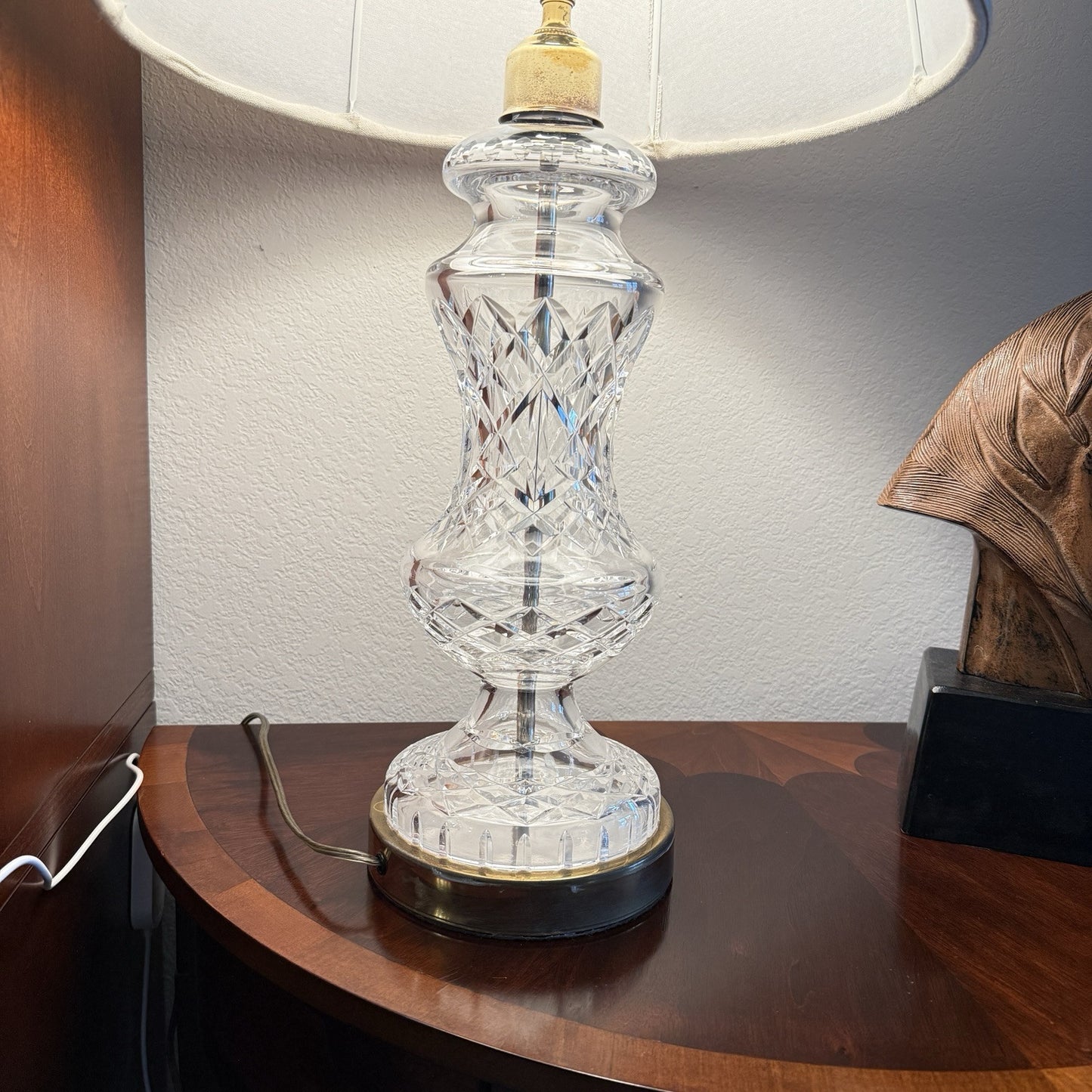 Waterford Signed Achill Criss Cross Vertical Cut Crystal Table Lamp 27''