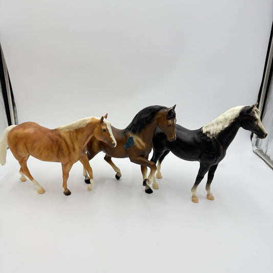 Vintage Breyer USA Horse Models Palomino And Arabian Family Set