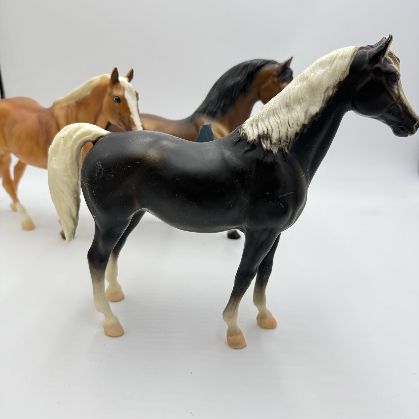 Vintage Breyer USA Horse Models Palomino And Arabian Family Set