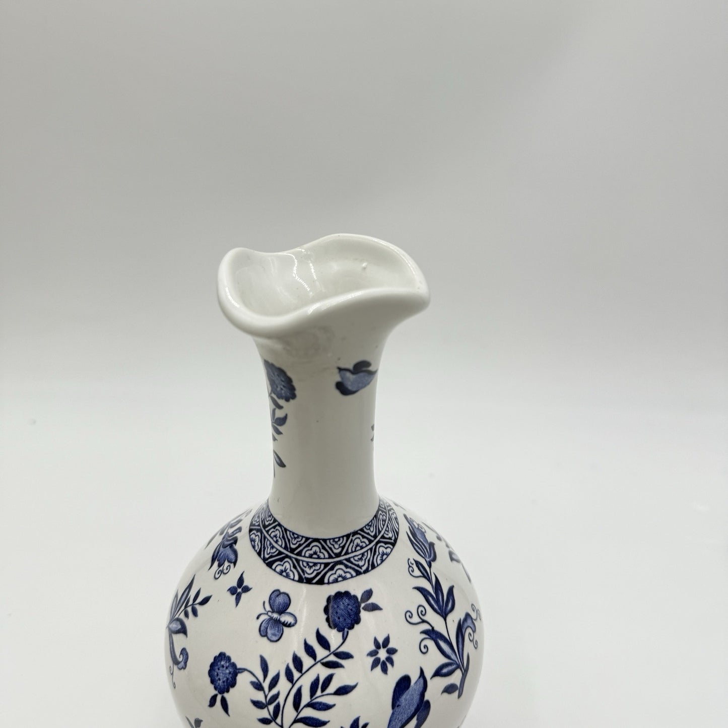 Coalport England  Porcelain Blue & White Blue Onion Vase 10” Limited Edition