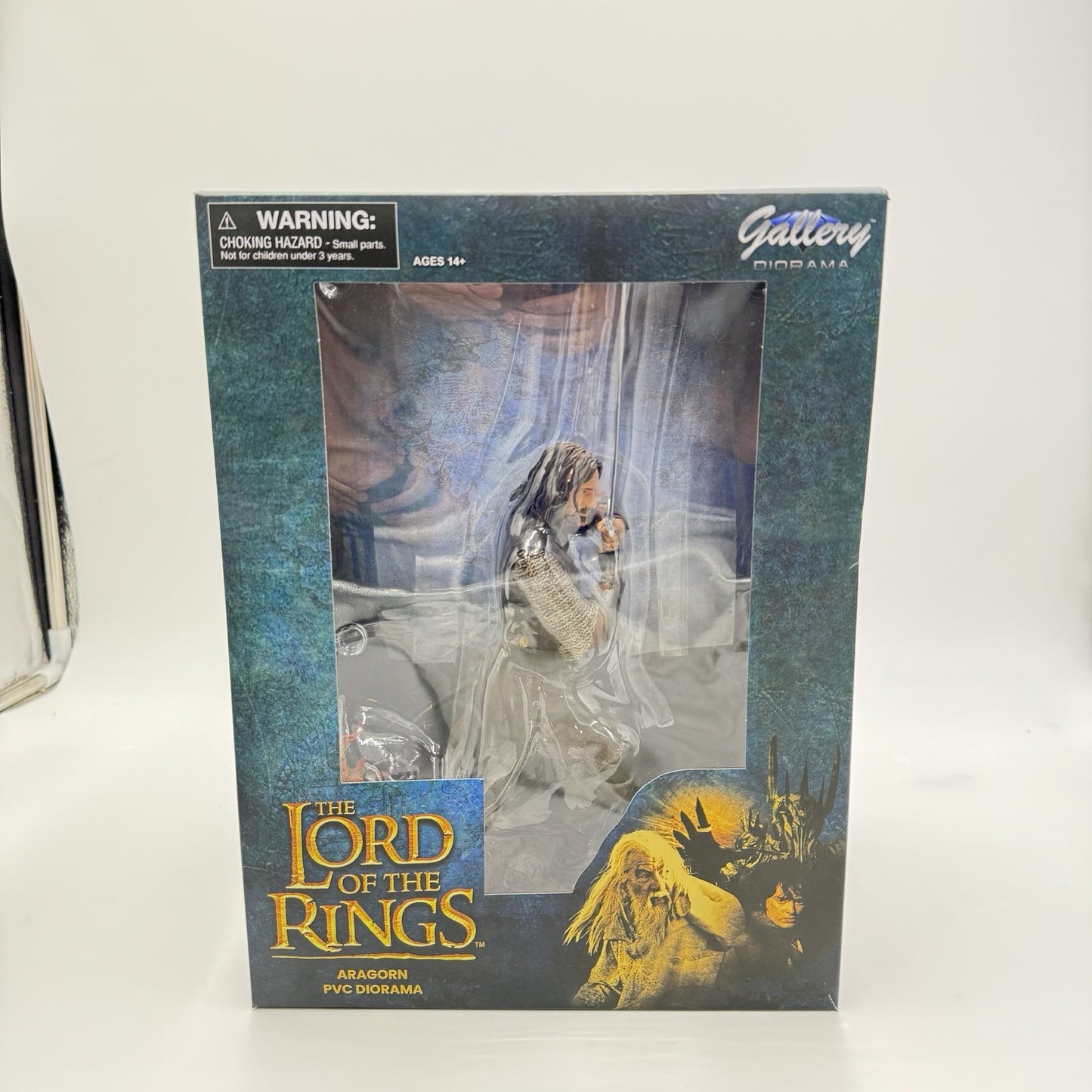 Aragorn Lord of the Rings PVC Gallery Diorama Diamond Select Toys (SEALED)