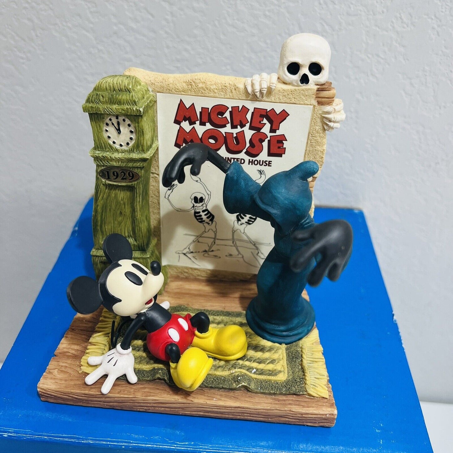 Vintage Disney Mickey Mouse The Haunted House Figurine Enesco Halloween
