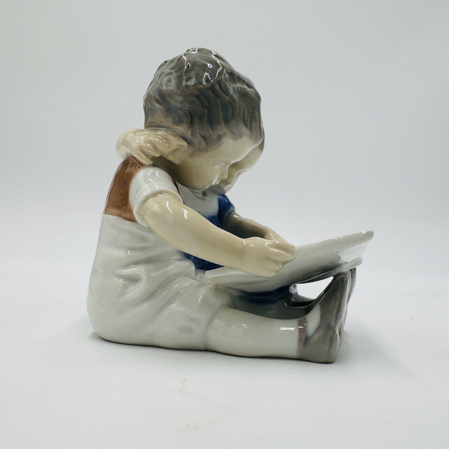 Vintage Bing and Grondahl Denmark 1567 Boy & Girl Reading Porcelain Figurine